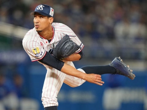 エスピナル投手が一軍初登板で1回無失点