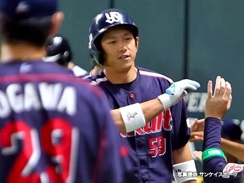 今浪選手が2号2ラン