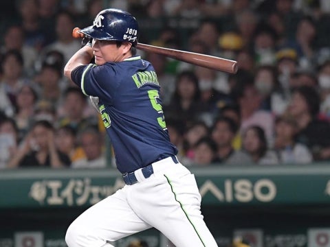 川端選手が決勝の2点タイムリー！勝負強さを見せる！