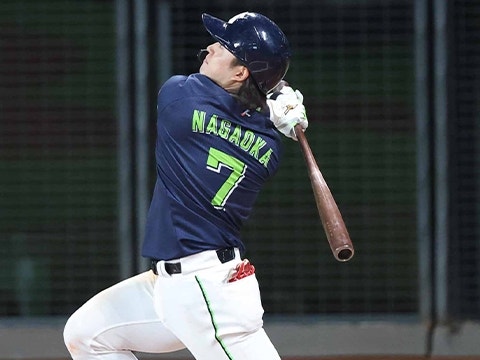 https://www-static.yakult-swallows.co.jp/upload/photo/archive/n-6a94877c7eb1189e653e0e4cc990d829.jpg?auto=avif,webp&quality=90