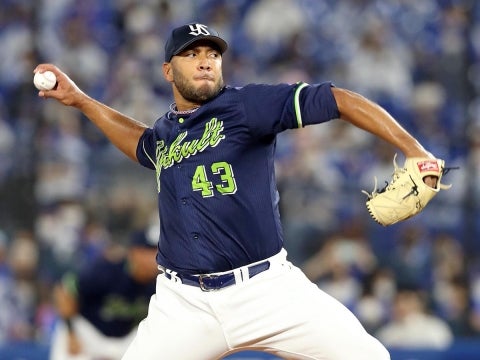 スアレス投手が5勝目