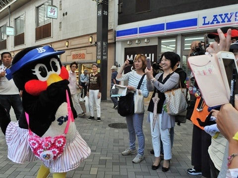 神宮球場でお待ちしています！