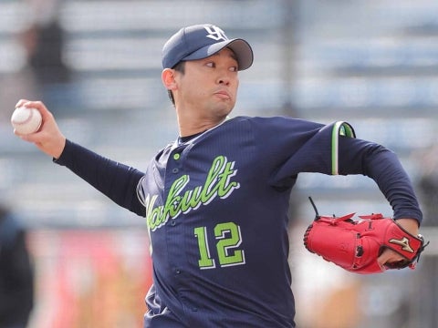 石山投手が三者凡退に仕留める