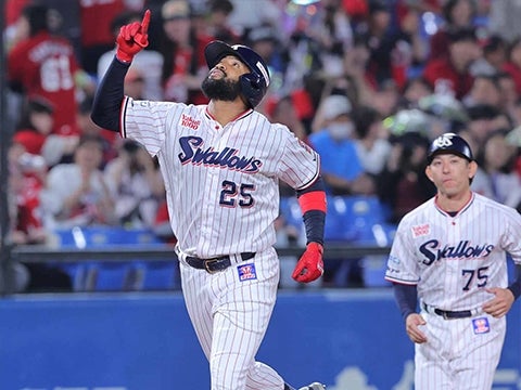 サンタナ選手がサヨナラホームラン