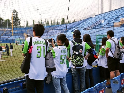 野手陣の練習も