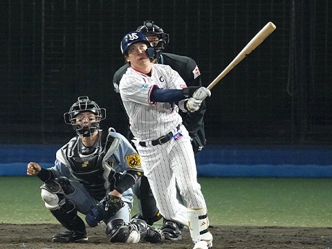 https://www-static.yakult-swallows.co.jp/upload/photo/archive/n-70c33c596b67df5c631c30b1efb838bf.jpg?auto=avif,webp&quality=90