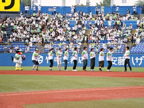 チーム対抗大繩跳び対決