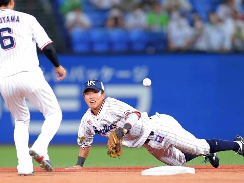 武岡選手が3安打3打点、守備でもファインプレー