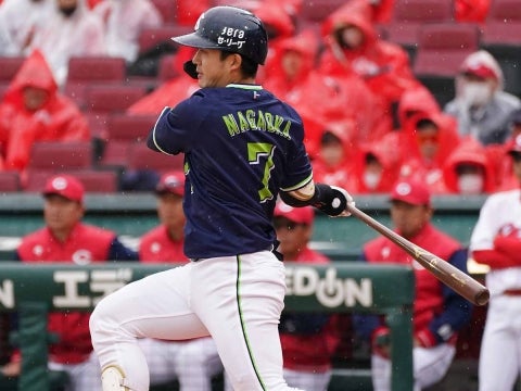 長岡選手が2安打2打点の活躍