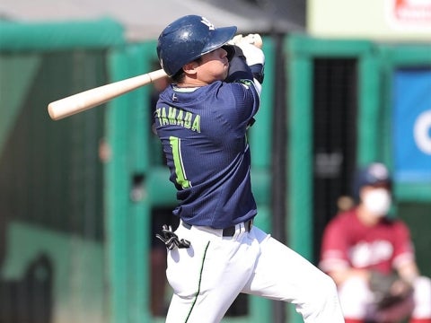 山田選手が9号2ラン！