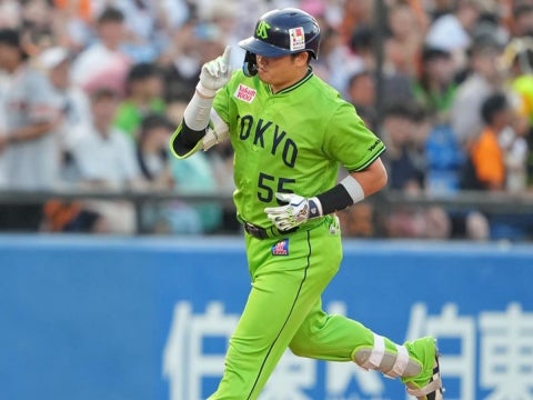 村上選手が16号3ラン含む、猛打賞！