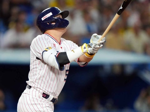 村上選手が先制の25号2ラン