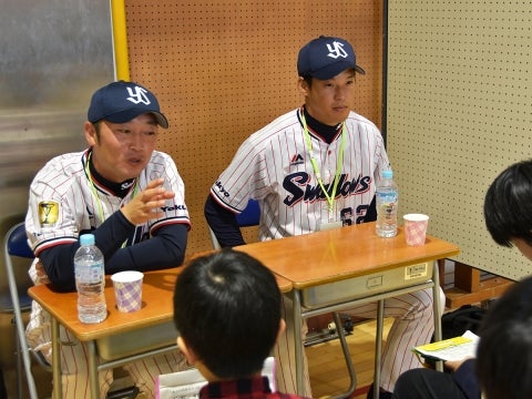 ボールを速く投げるには？