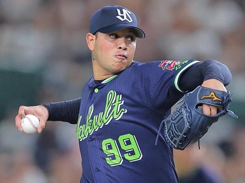 ヤフーレ投手が来日初完封