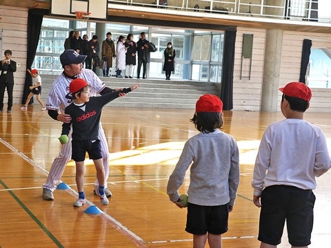 保護者の方も見守る中