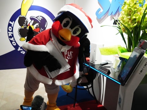 つば九郎 契約更改でまさかの事態!?