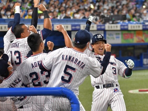 西浦選手がレフトへ5号ソロ！