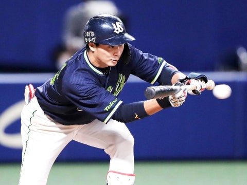 廣岡選手が7号ソロ&決勝スクイズを決める！