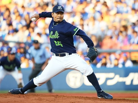 復帰の館山投手は6回途中2失点の粘投