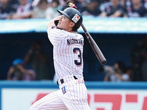 西川選手が決勝の犠牲フライを放つ！