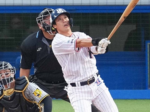 山田選手が先制の11号2ラン