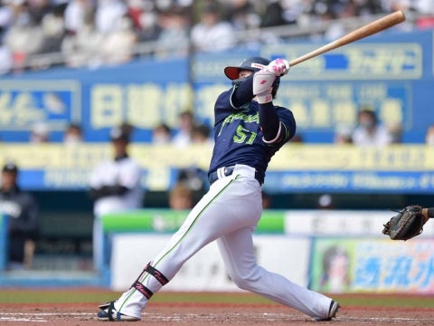 濱田選手が先制の1号ソロ