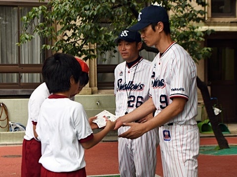 「投げ方名人認定証」贈呈