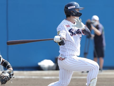 長岡選手が2安打3打点、チャンスで勝負強さ発揮