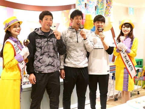 春季キャンプ休日・吉田投手、杉山投手、大西投手が浦添市内を観光！