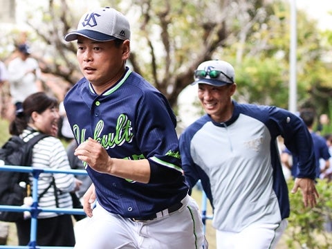 コーチ陣もダッシュ！