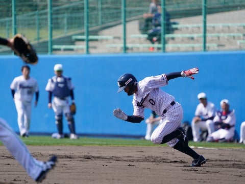 脚力でアピール