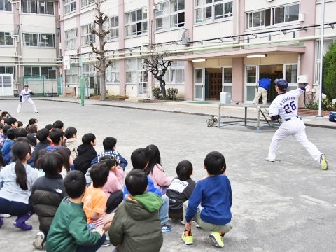 ボールの速さに…