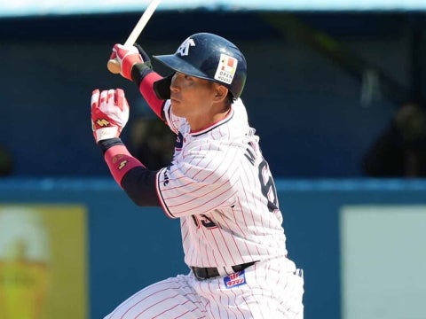 松本友選手が先制タイムリー