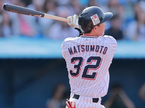 松本直選手が今季初ホームラン