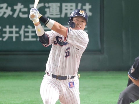 村上選手が2号ソロ含む、マルチ安打