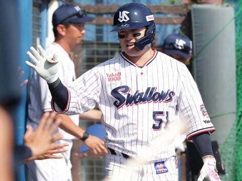 豪快なソロホームランを放った濱田選手