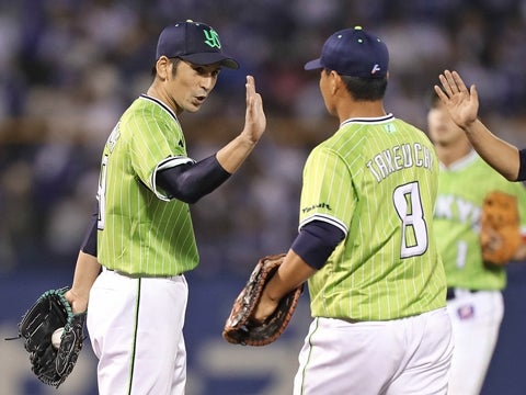 山中投手が完投で今季初勝利！