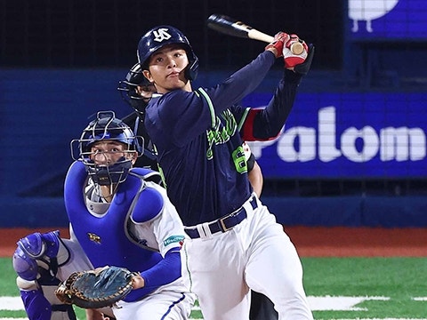 https://www-static.yakult-swallows.co.jp/upload/photo/archive/n-9da6ad3fd32f6e774bc7f7467328c3a2.jpg?auto=avif,webp&quality=90