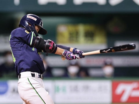 山崎選手が3安打1打点の活躍！