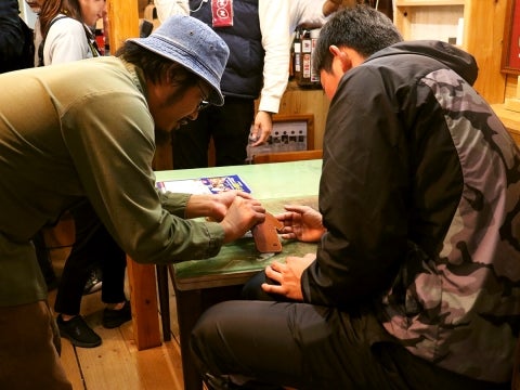 Leather Base（レザーベース）を見学