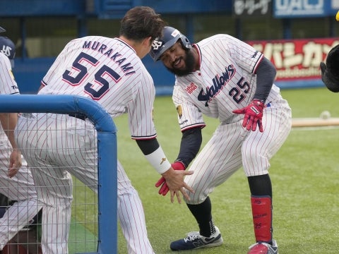 サンタナ選手が先制の9号ソロ