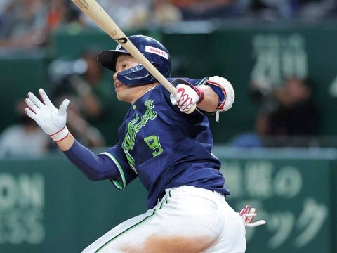 土壇場で同点タイムリー