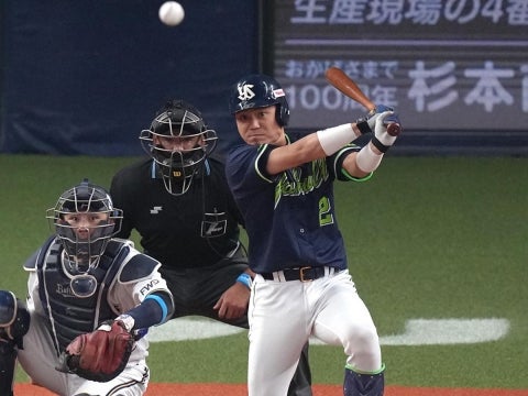 中村選手が先制タイムリー