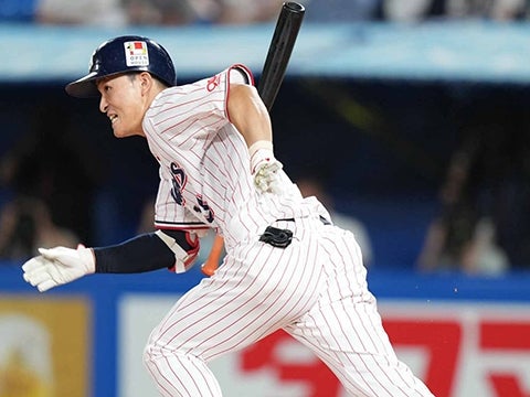 代打・宮本選手が決勝打を放つ！