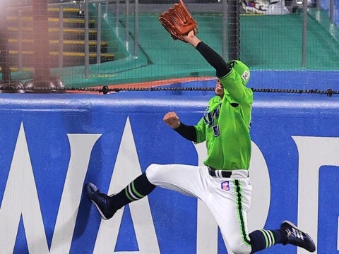 ファインプレーで試合を締める