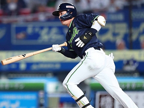 https://www-static.yakult-swallows.co.jp/upload/photo/archive/n-aa4e49dde20fd57e4c34c4673c352e56.jpg?auto=avif,webp&quality=90