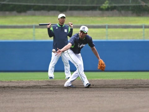 山田選手が内野特守