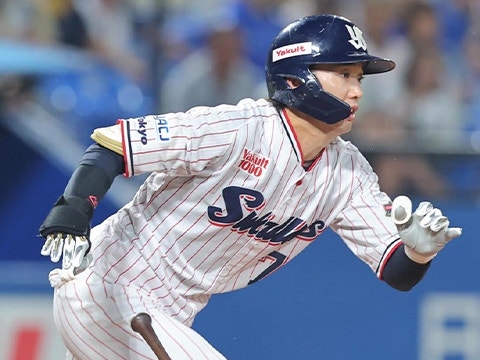 長岡選手が2安打2打点