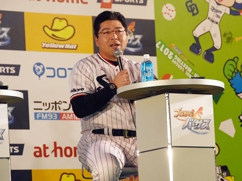 6監督が勢ぞろい