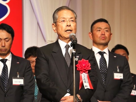 「リーグ優勝を勝ち取ってくれると確信している」